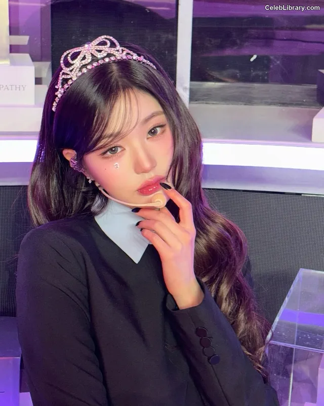 Jang Won-young  장원영 WONYOUNG photo 21 of 5846