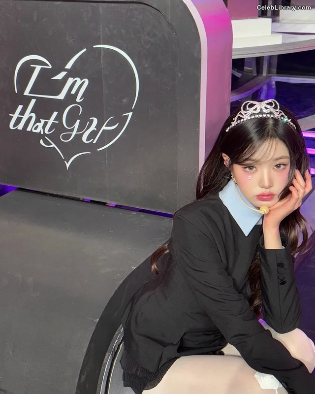 Jang Won-young  장원영 WONYOUNG photo 5 of 5846