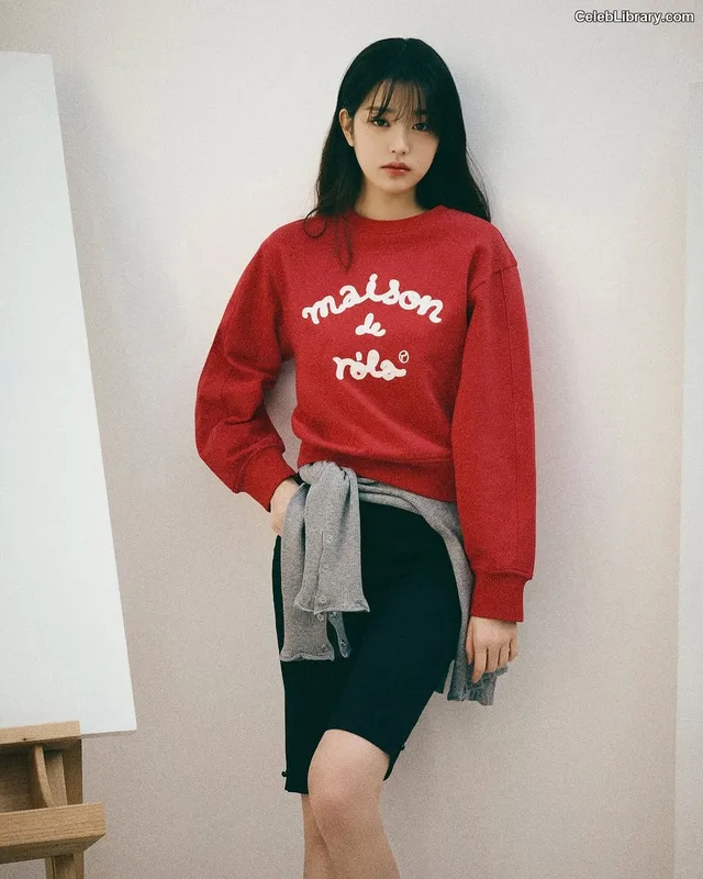 Jang Won-young  장원영 WONYOUNG photo 10 of 5846