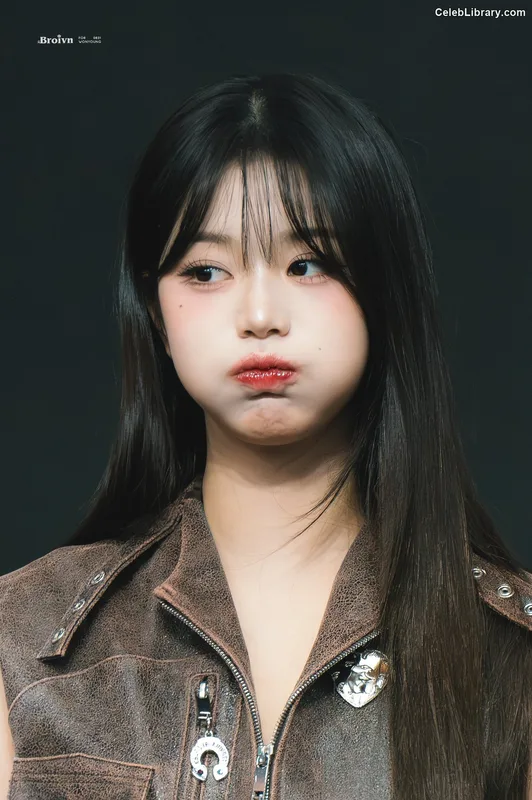 Jang Won-young  장원영 WONYOUNG photo 21 of 5846