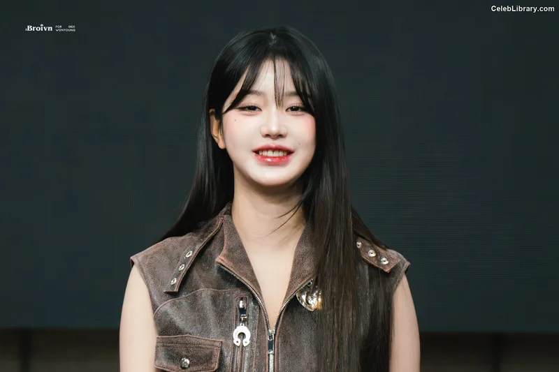 Jang Won-young  장원영 WONYOUNG photo 22 of 5846