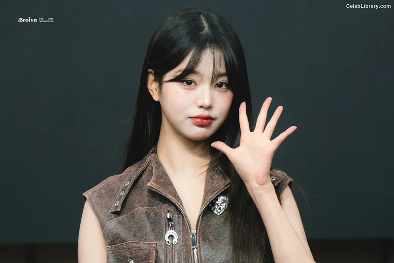 Jang Won-young  장원영 WONYOUNG photo 23 of 5846