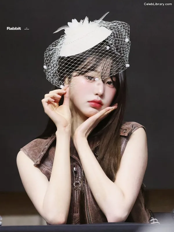 Jang Won-young  장원영 WONYOUNG photo 3 of 5846