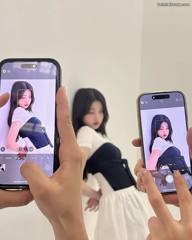 Jang Won-young  장원영 WONYOUNG photo 1 of 5846