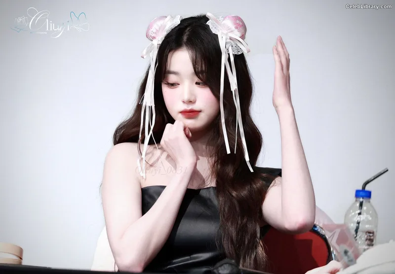 Jang Won-young  장원영 WONYOUNG photo 13 of 5846