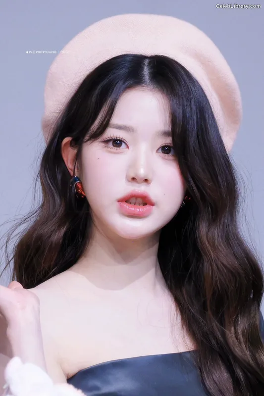 Jang Won-young  장원영 WONYOUNG photo 24 of 5846