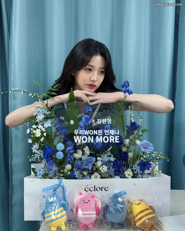 Jang Won-young  장원영 WONYOUNG photo 20 of 5846