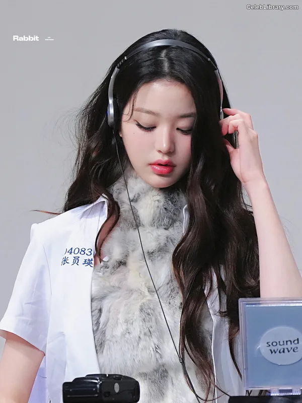 Jang Won-young  장원영 WONYOUNG photo 23 of 5846