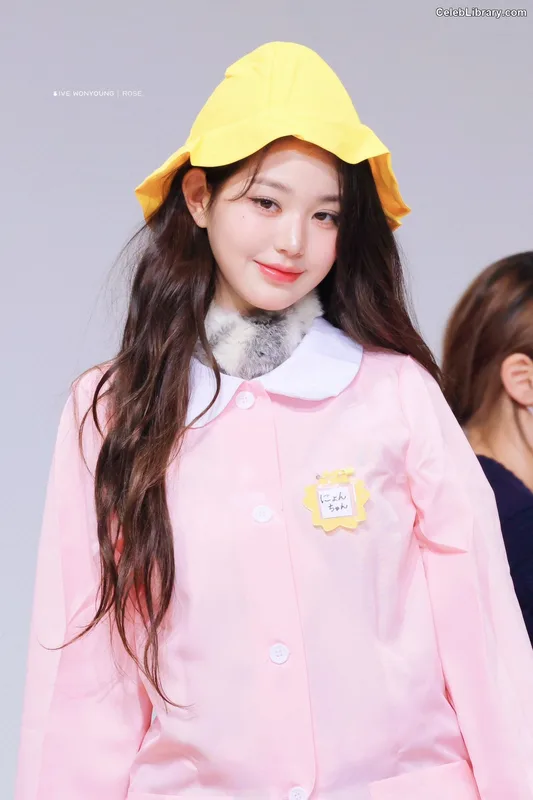 Jang Won-young 장원영 WONYOUNG photo 15 of 5846