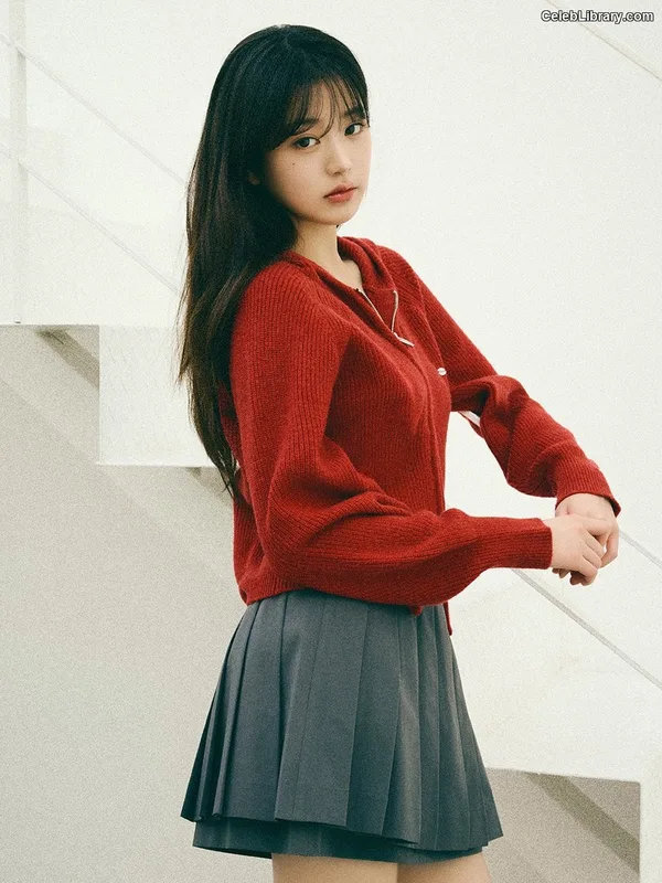 Jang Won-young 장원영 WONYOUNG photo 3 of 5846