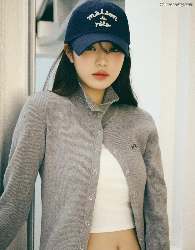 Jang Won-young 장원영 WONYOUNG photo 23 of 5846