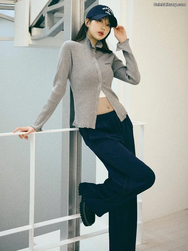 Jang Won-young 장원영 WONYOUNG photo 2 of 5846