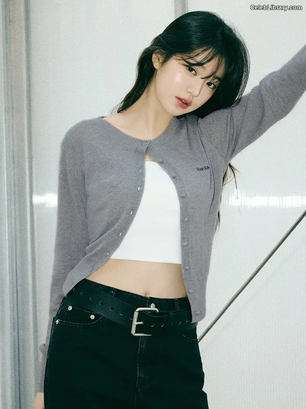 Jang Won-young 장원영 WONYOUNG photo 3 of 5846