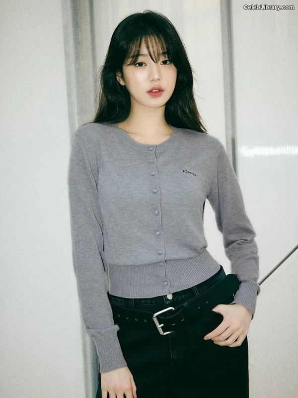 Jang Won-young 장원영 WONYOUNG photo 5 of 5846