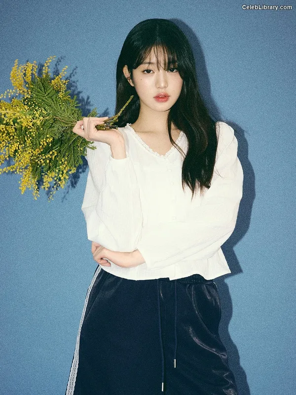 Jang Won-young 장원영 WONYOUNG photo 10 of 5846