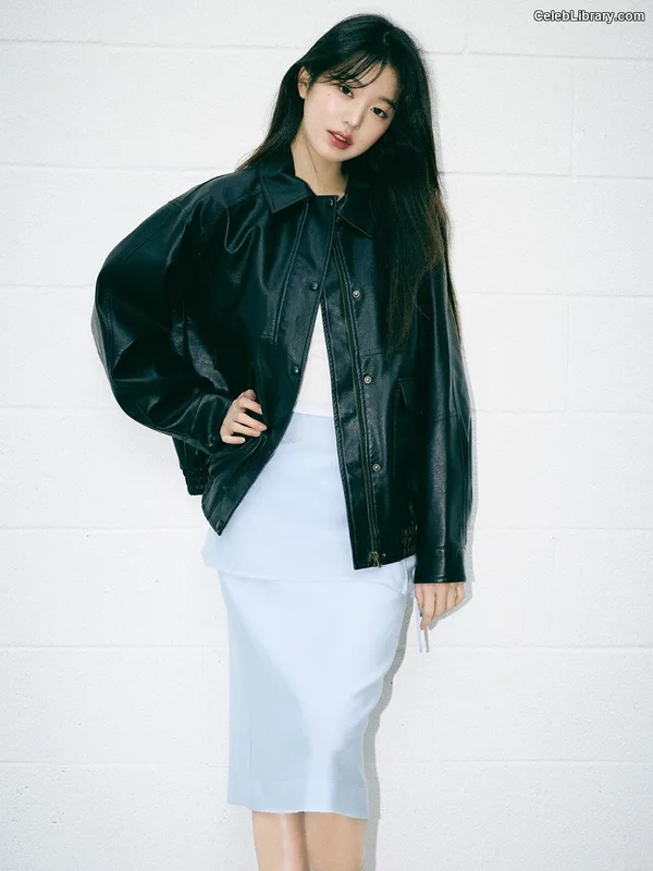 Jang Won-young 장원영 WONYOUNG photo 21 of 5846