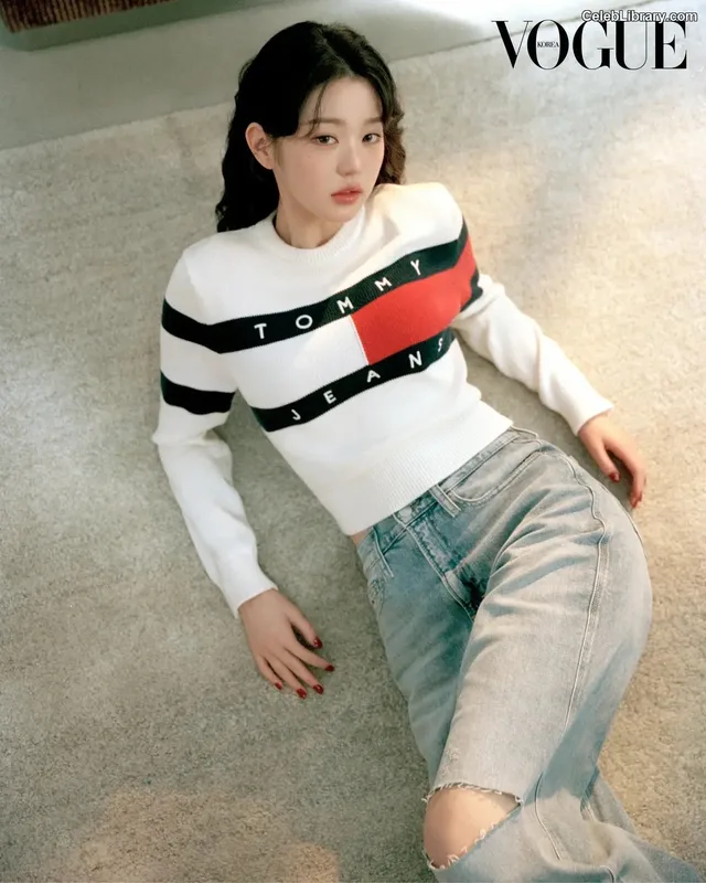 Jang Won-young 장원영 WONYOUNG photo 1 of 5846