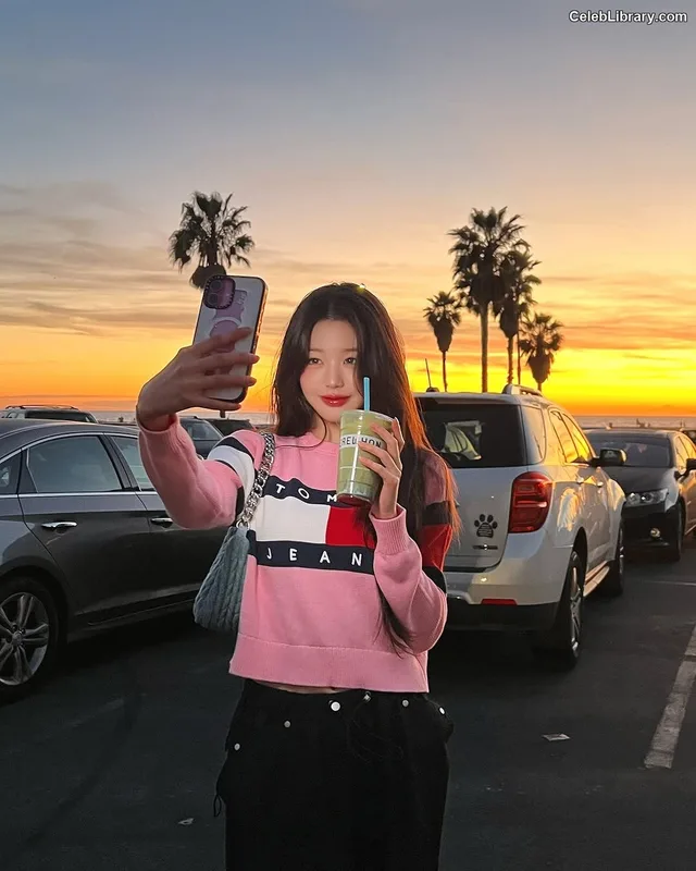 Jang Won-young 장원영 WONYOUNG photo 23 of 5846