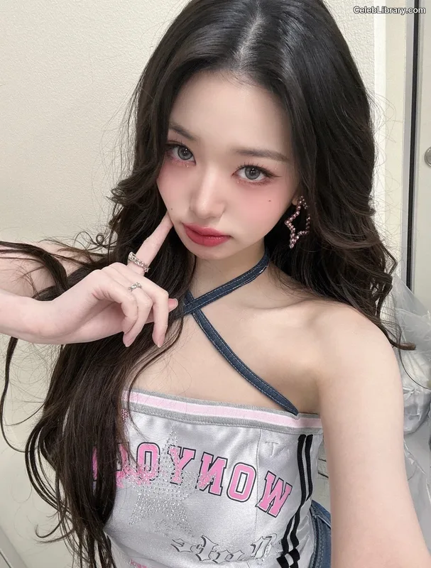 Jang Won-young 장원영 WONYOUNG photo 21 of 5846