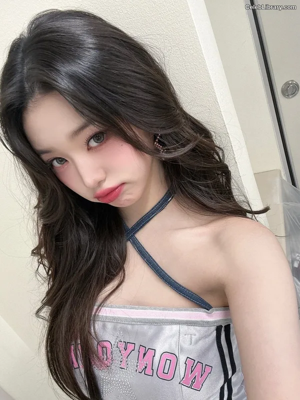 Jang Won-young 장원영 WONYOUNG photo 22 of 5846