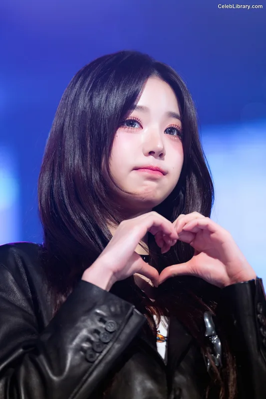Jang Won-young  장원영 WONYOUNG photo 20 of 5846