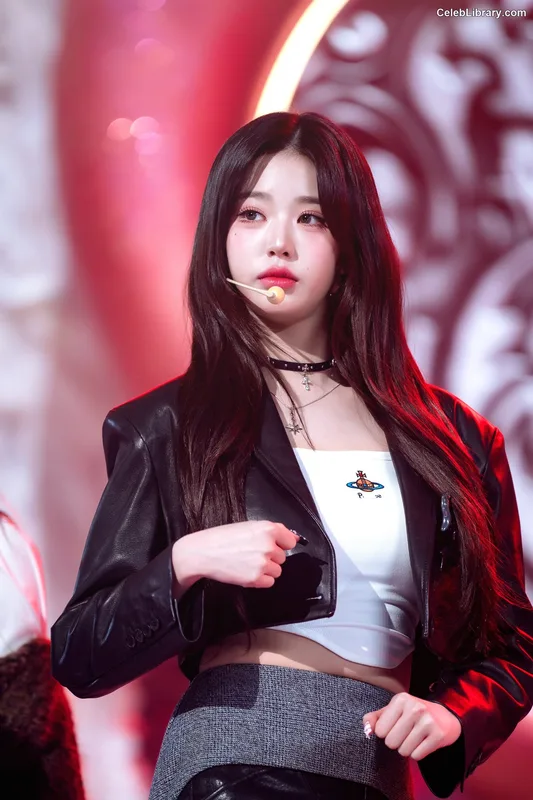 Jang Won-young  장원영 WONYOUNG photo 22 of 5846