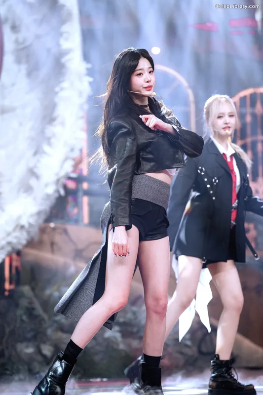 Jang Won-young  장원영 WONYOUNG photo 4 of 5846