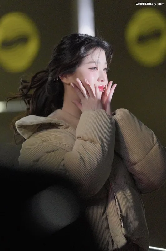 Jang Won-young  장원영 WONYOUNG photo 6 of 5846