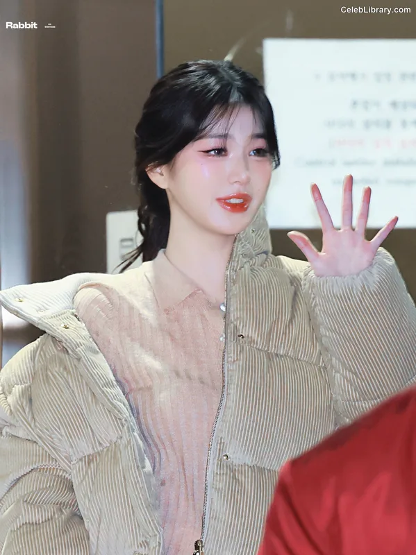 Jang Won-young  장원영 WONYOUNG photo 20 of 5846
