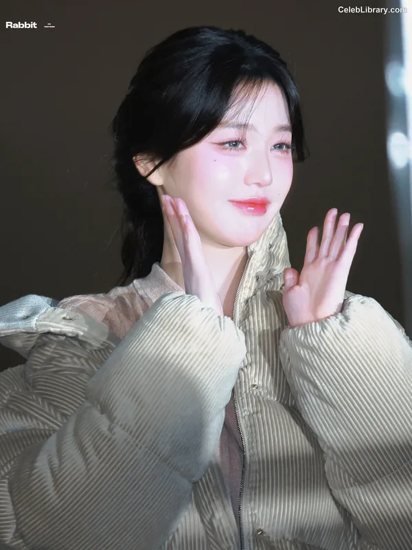 Jang Won-young  장원영 WONYOUNG photo 21 of 5846