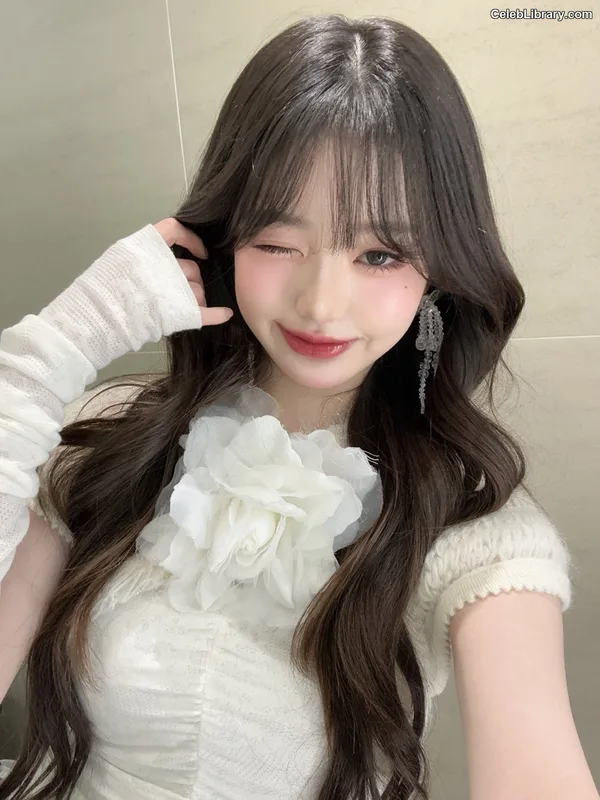 Jang Won-young  장원영 WONYOUNG photo 5 of 5846