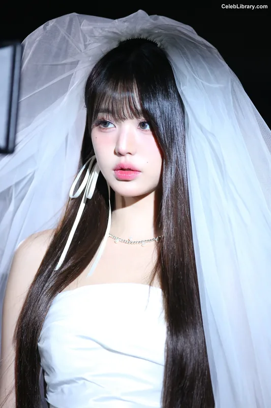 Jang Won-young  장원영 WONYOUNG photo 14 of 5846