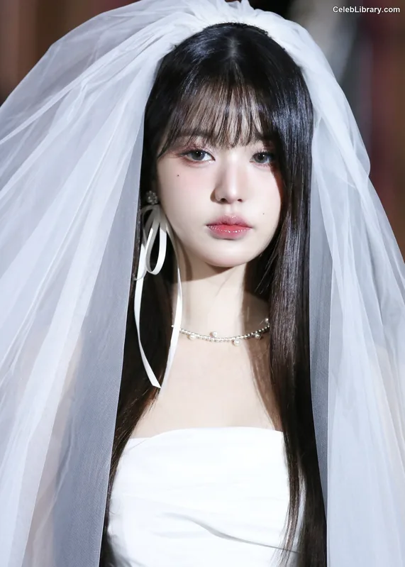 Jang Won-young  장원영 WONYOUNG photo 15 of 5846