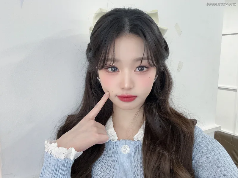 Jang Won-young  장원영 WONYOUNG photo 17 of 5846