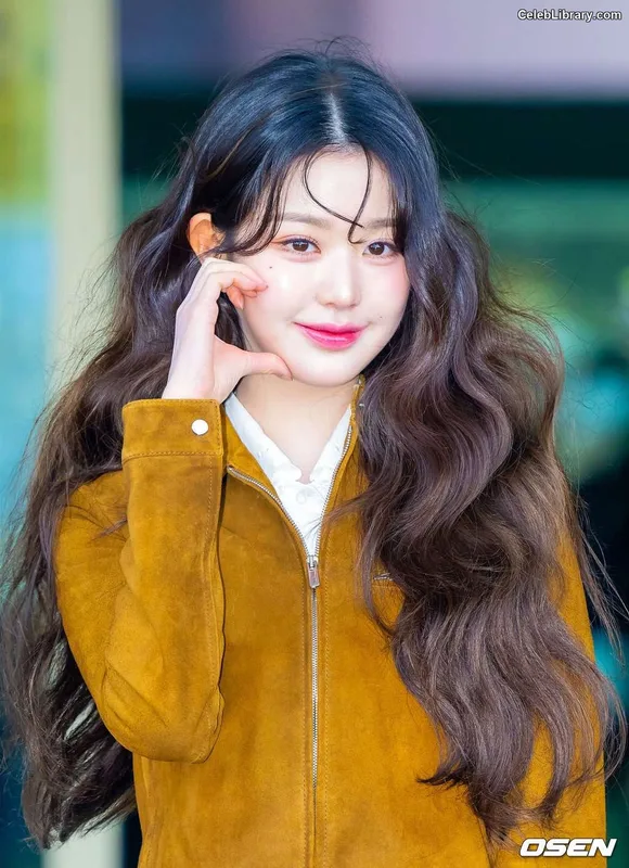 Jang Won-young  장원영 WONYOUNG photo 7 of 5846