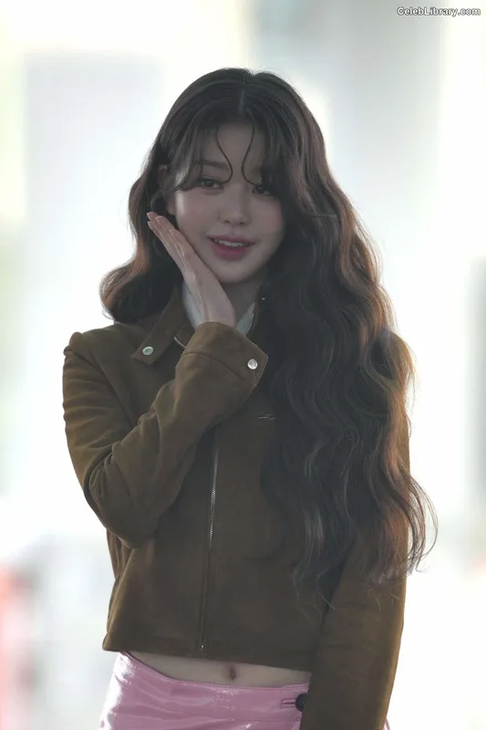 Jang Won-young  장원영 WONYOUNG photo 13 of 5846