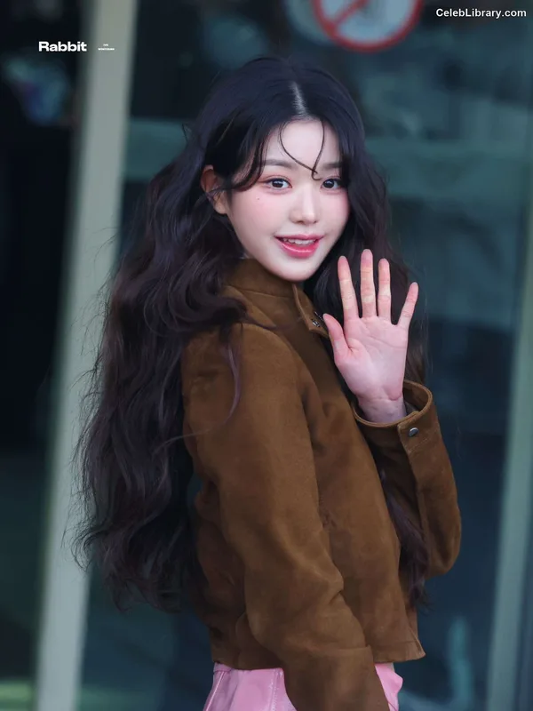 Jang Won-young  장원영 WONYOUNG photo 21 of 5846