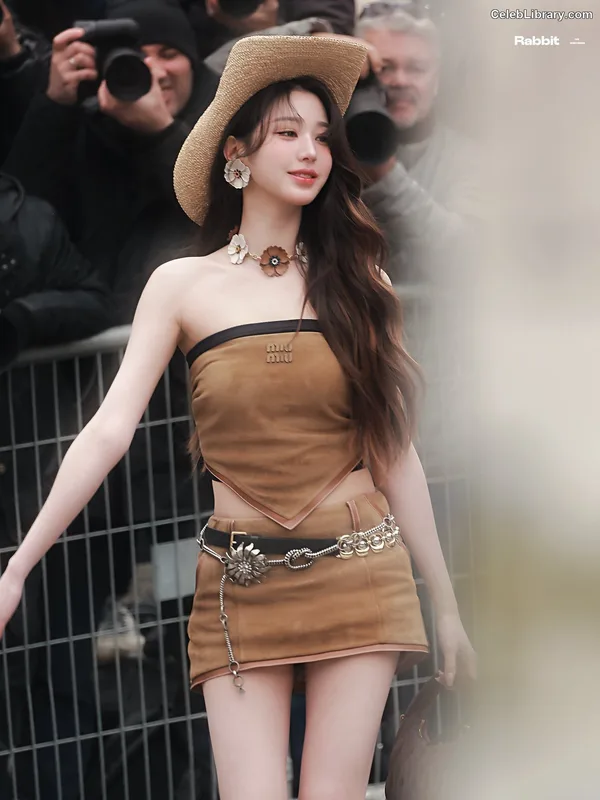 Jang Won-young  장원영 WONYOUNG photo 23 of 5846