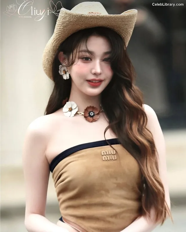 Jang Won-young  장원영 WONYOUNG photo 6 of 5846