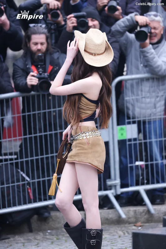 Jang Won-young  장원영 WONYOUNG photo 18 of 5846