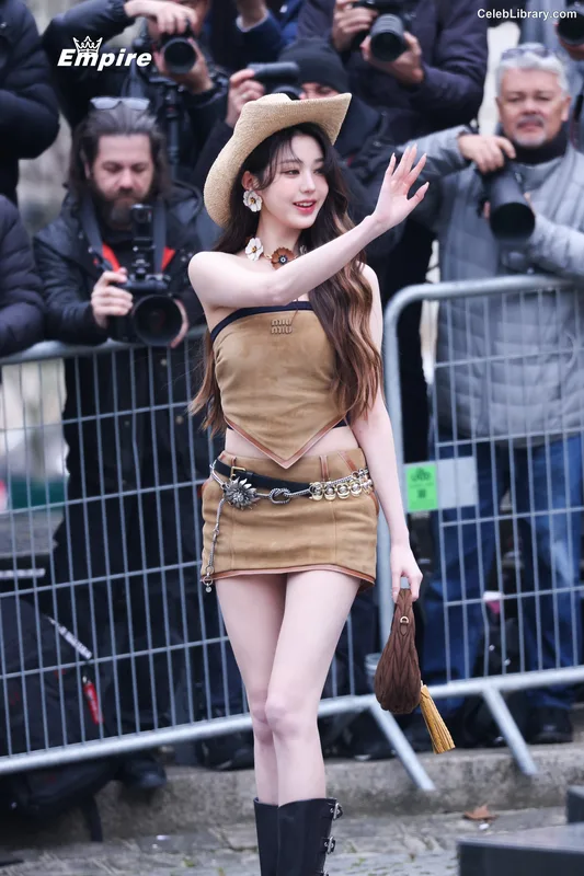 Jang Won-young  장원영 WONYOUNG photo 19 of 5846