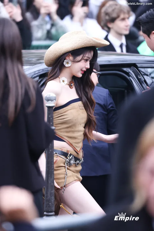 Jang Won-young  장원영 WONYOUNG photo 20 of 5846