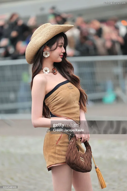 Jang Won-young  장원영 WONYOUNG photo 23 of 5846