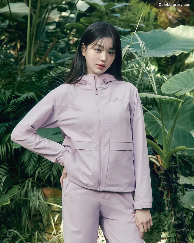 Jang Won-young  장원영 WONYOUNG photo 16 of 5846