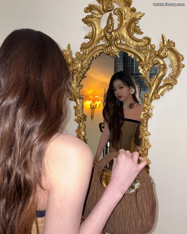 Jang Won-young  장원영 WONYOUNG photo 17 of 5846
