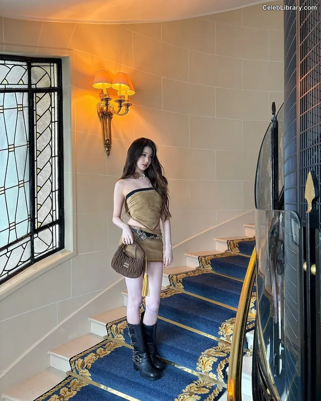 Jang Won-young  장원영 WONYOUNG photo 24 of 5846