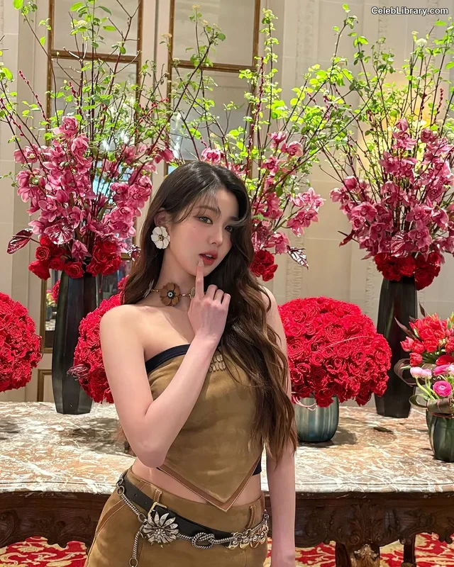 Jang Won-young  장원영 WONYOUNG photo 19 of 5846