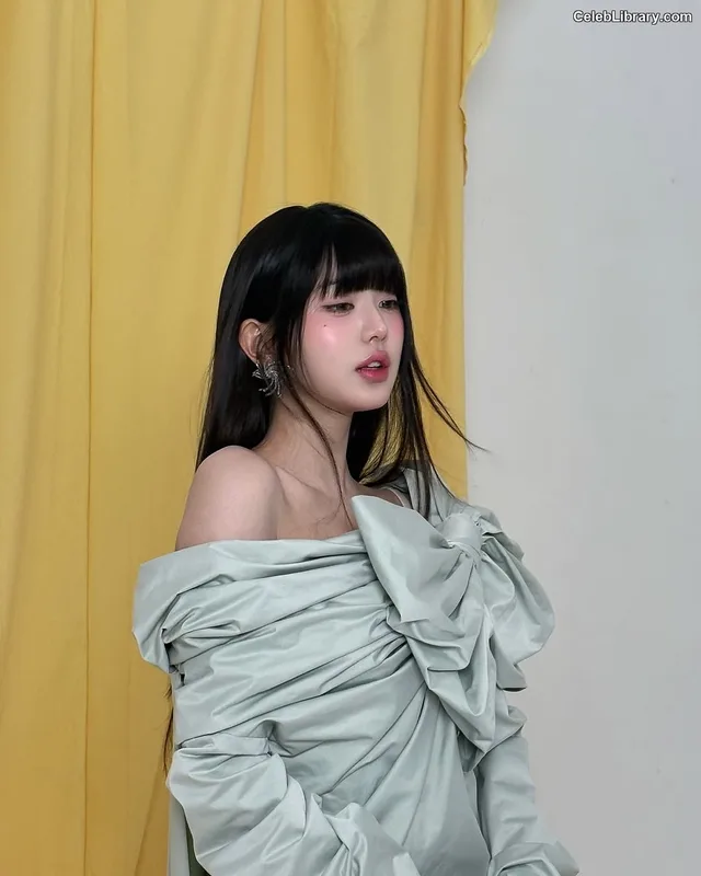 Jang Won-young 장원영 WONYOUNG photo 24 of 5846