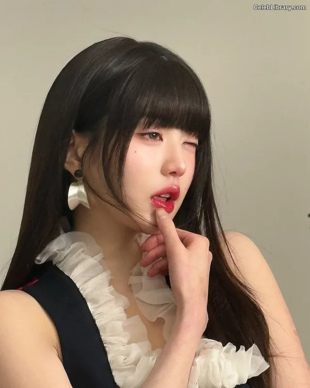 Jang Won-young 장원영 WONYOUNG photo 6 of 5846