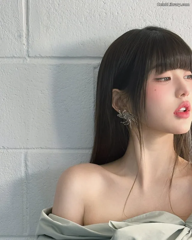 Jang Won-young 장원영 WONYOUNG photo 10 of 5846